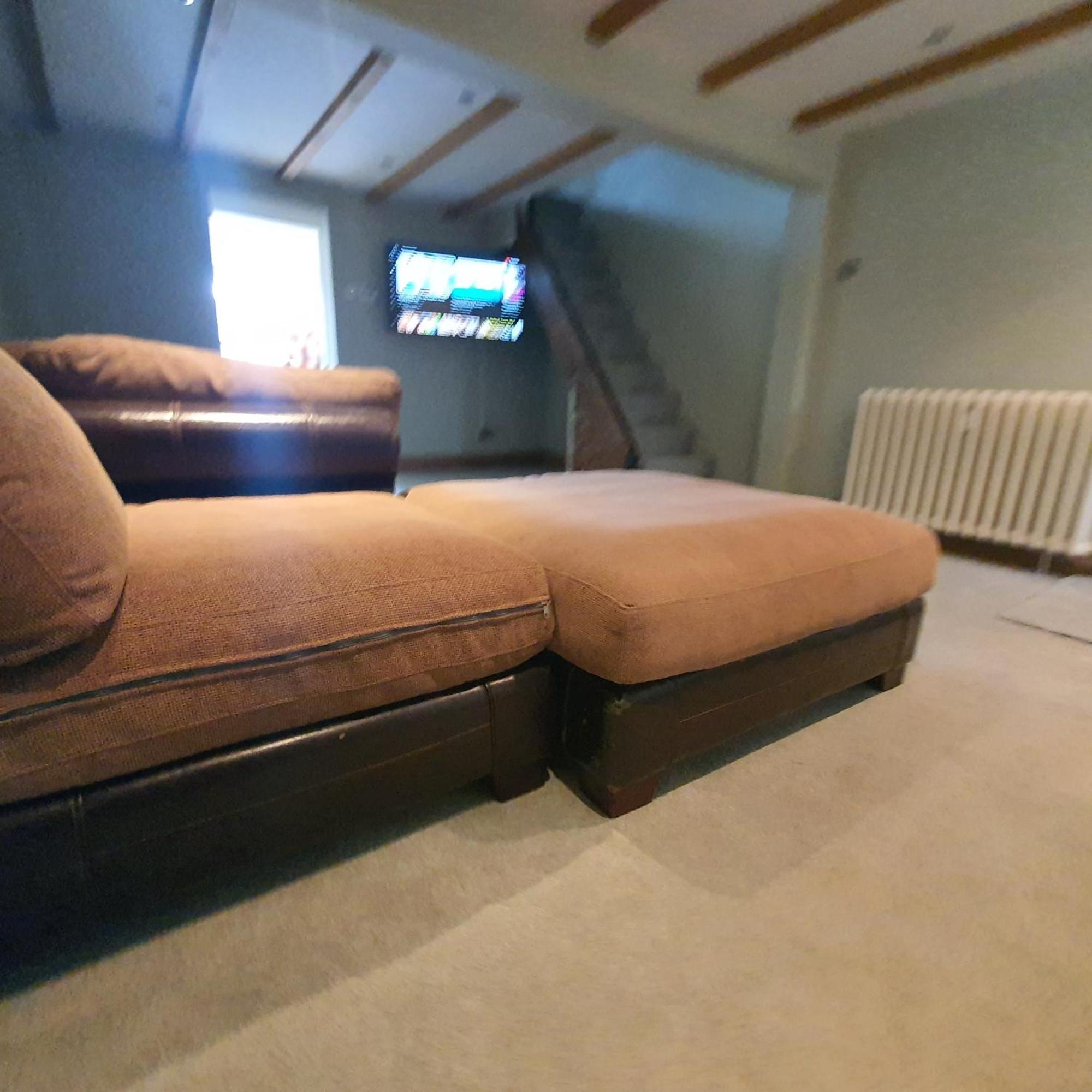 Beautiful And Cozy 2 Bedroom Apartment บิลเลอร์ริคีย์ ภายนอก รูปภาพ